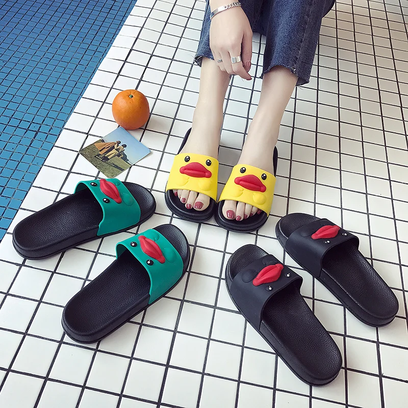 

Women New Slippers Cartoon Slides Women Flip Flop Beach Shoes zapatillas pantufas slides for Lady Female Flat Platform
