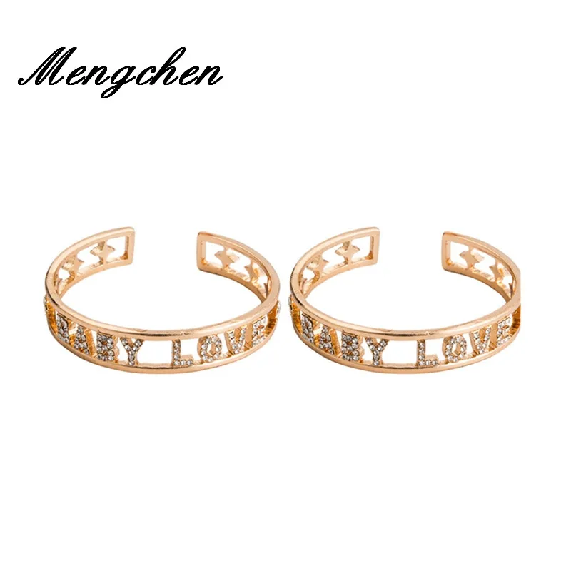 

Exaggerated Vintage Star BABYLOVE Letter Name Elegant Initial Chokers Bracelet For Women Dazzling Letters Bracelet