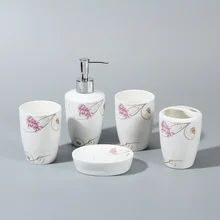 Европейском стиле Ванная комната пять частей керамических ванной поставки Вымойте Набор зубная щетка рот чашки комплект lo83212