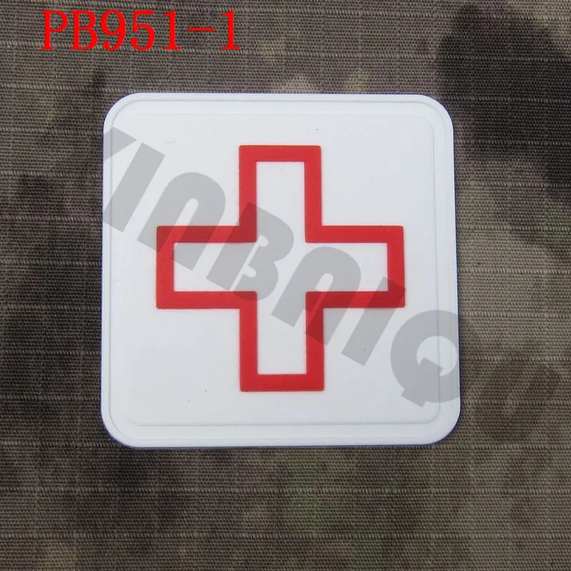 ПВХ патч Красный Крест тактические медицинские значки мягкая оболочка Открытый военный тактический крюк на - Цвет: 50mm PB951