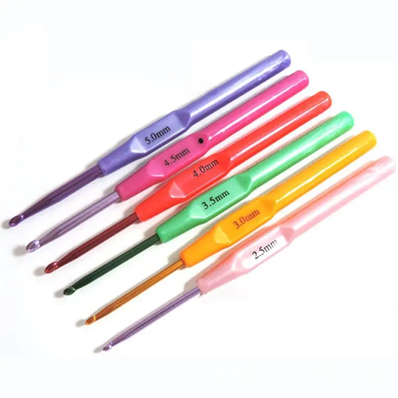

6pcs Plastic Handle Crochet Multi color Aluminum Crochet Hooks Knit Needles Metal Hook Crochet Template Kit Weave Craft