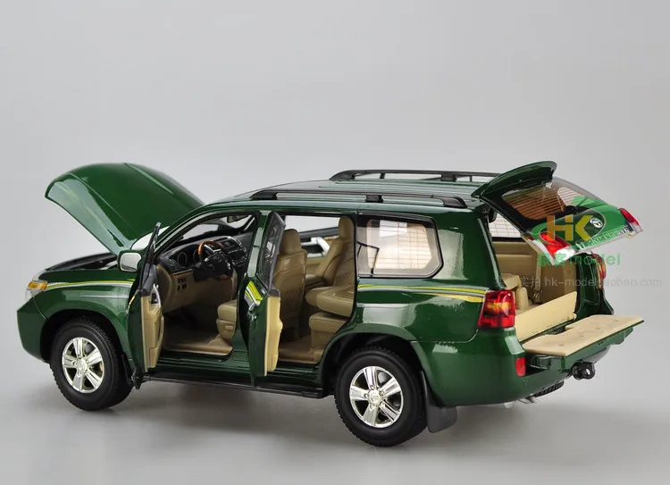 1:18 весы Toyota Land Cruiser LC200 зеленая литая под давлением модель автомобиля SUV игрушки для коллекции подарков оригинальная коробка