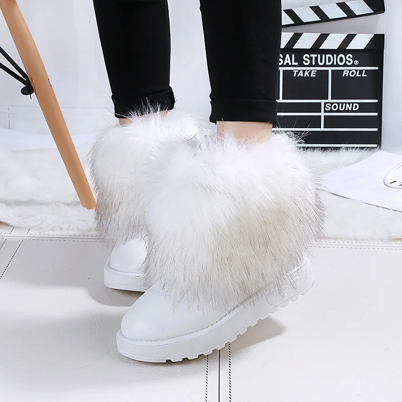 

The New Flat With Warm Fox Fur Snow Boots Snow One Waterproof Snow Boots