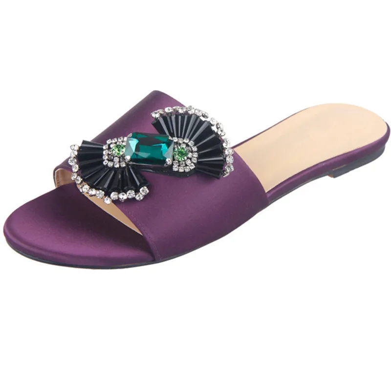 Женские тапочки с зелеными украшениями; атласные туфли ярких цветов с круглым носком на плоской подошве; обувь для покупок; удобные женские Тапочки - Цвет: Purple