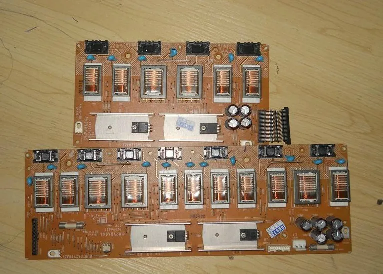 

RUNTKA271WJZZ RUNTKA272WJZZ for sharp lcd high voltage board