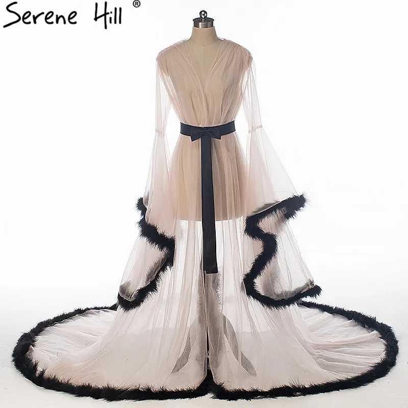 

Ostrich Feathers Long Robes With Fur Wedding Dress 2019 HA2016