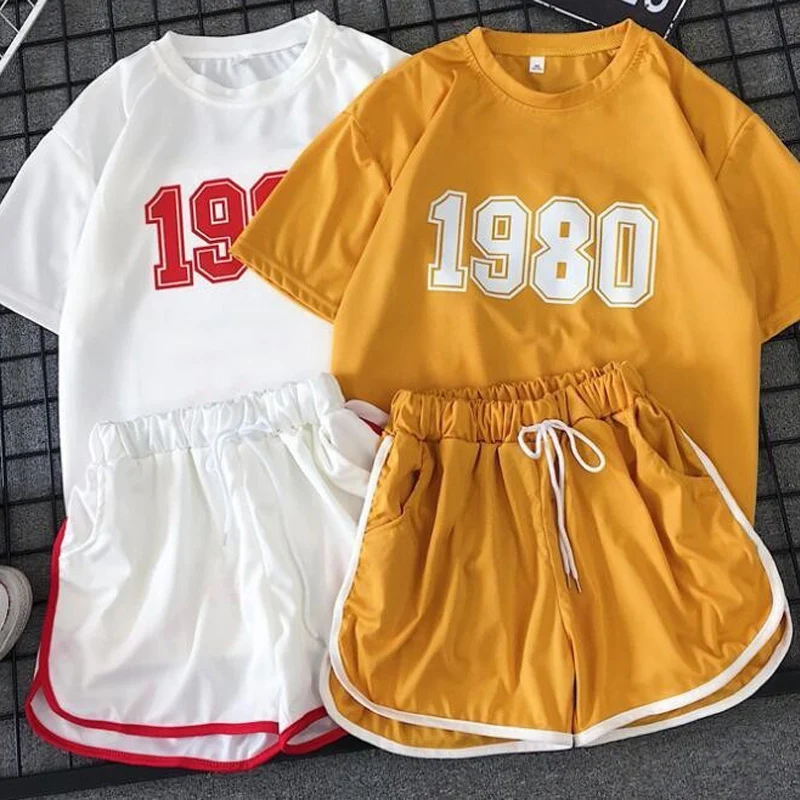 خمر 1980 s الطباعة اثنين من قطعة طقم رياضي الكورية قصيرة الأكمام قمم و السراويل الصيف الرياضة الزي 2019 مثير قصيرة مجموعة