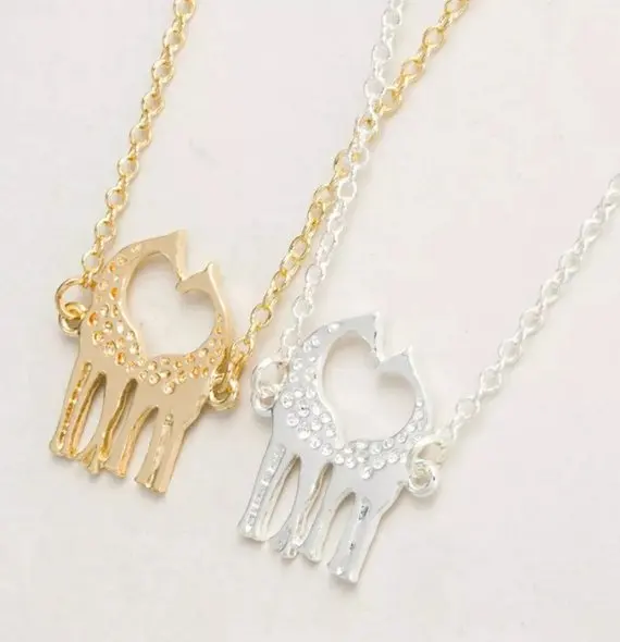 N019 Gold Silver Cute Heart Loving Giraffes Necklace Simple lovely Twin Baby Deer Necklace Animal Jewelry for Couples (2)