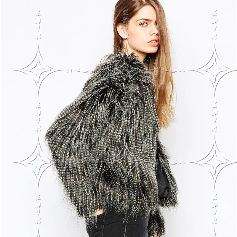 Новинка, женское модное зимнее пальто из искусственного меха, Черное длинное Свободное пальто с v-образным вырезом, имитация страусиной шерсти, длинный рукав, куртка для отдыха