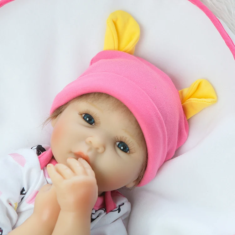 

Soft Body Silicone Reborn Babies Doll Toy For Kids 50cm Lovely NewBorn Girl Baby Fashion Birthday Gift To Child Bedtime Toy