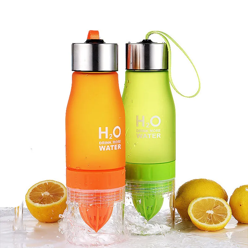 

650ml colorful plastic lemon cup creative fruit cup manual juice fruit cup water bottle sport Juicer sports shaker kids outdoor