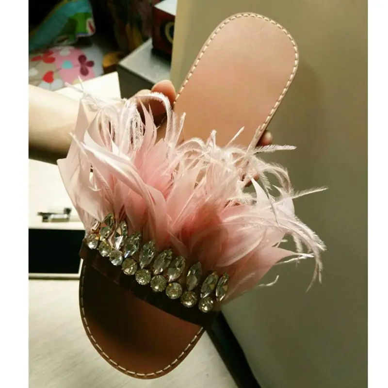 

2018 New Slipper Woman Crystal Glitter Decor Women Flats Feather Shoe Open Toe Women Summer Beach Slides Brand Runway Star Shoes