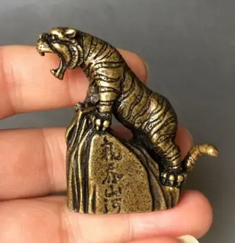 

China's archaize pure brass Up the hill tiger small statue