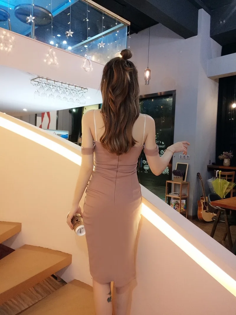 2018 New Arrivals Summer Women sexy Brassiere  strapless  A word collar  fold  Forking Paty  Dress Free Shipping