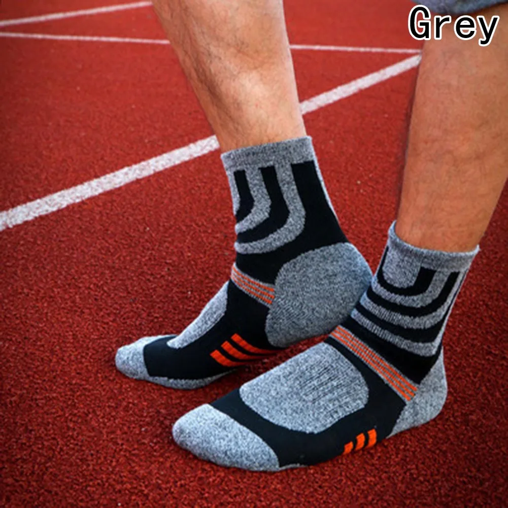 Outdoor Walking Socks Climbing Cotton Sports Socks Autumn Winter