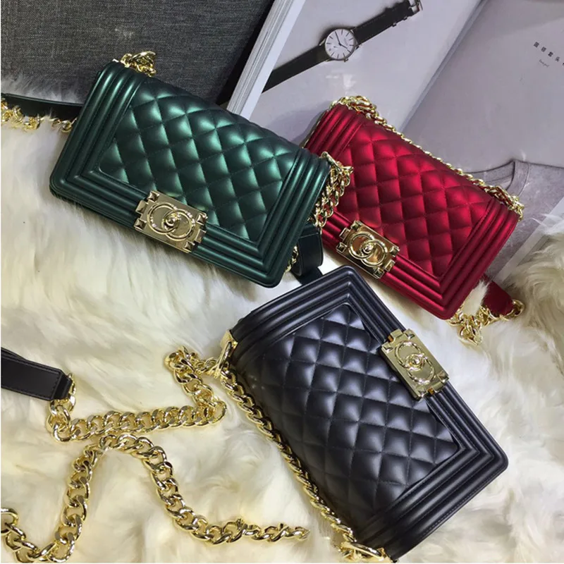 

Elegant Solid Color Jelly Bags Women Gold Locks Chains Shoulder Messenger Bags Fashion Women Diamond Plaid Handbags Channel Bags