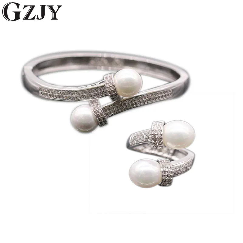 

Graceful Jewelry Micro-inserts Cubic Zirvonia Pearl White Gold Plated Ring&Bangle Set