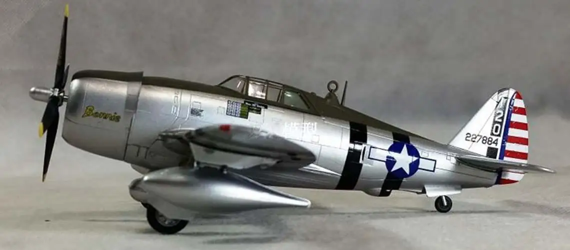 Вторую мировую войну P 47D RazorBack по Willam D духам 1943 1/72 не diecast easy model| |