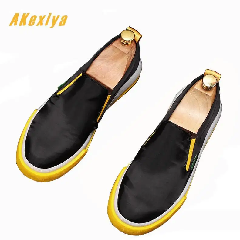 

2019 Men Trendy high quality Mixed color flats loafers Casual Shoes Male walking moccasins Footwear students board shoes