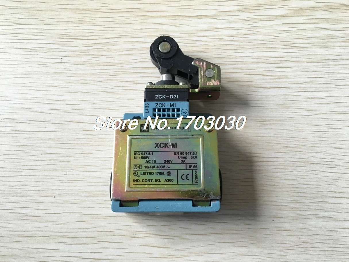 XCK M/D21 AC15 240V 3A Roller Lever Actuator Limit Switchin Switches