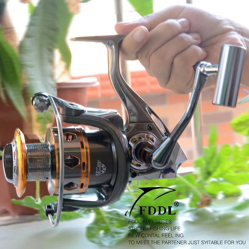 

Free Shipping Fishing Equipment 12+1 Ball Bearings fishing Spinning reel 5.2:1 mulinelli pesca trolling reel