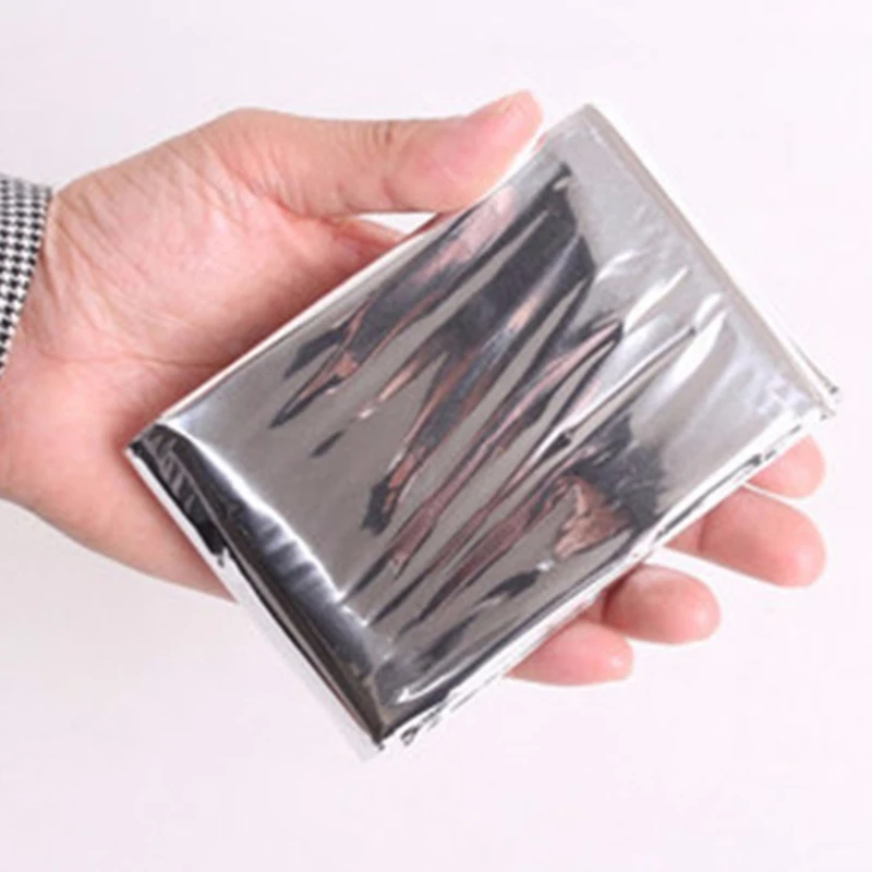 

Silver Emergency Rescue Blanket Insulation Blanket Outdoor Emergency Earthquake Disaster Sunscreen Blanket
