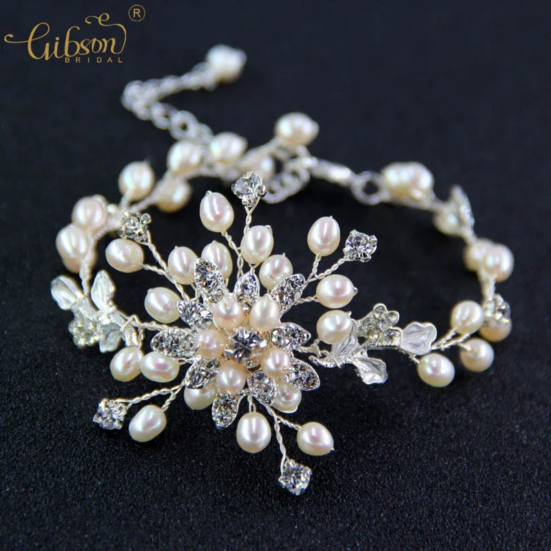 

Wedding Jewelery Freshwater Pearl Rhinestone Bridal Bridesmaid Bracelet Floral Charm Centered Cuff Bracelet Dress Accessory Gift