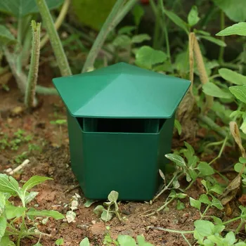 

Snail Traper Catcher Boxes Pest Bait Garden Slug Eco Friendly Cages Pest