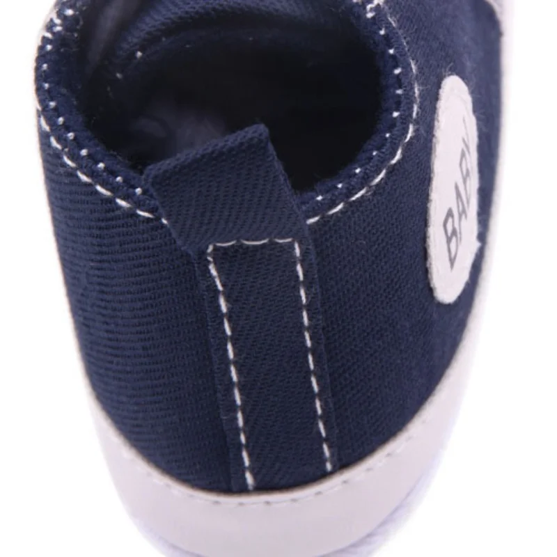Классические парусиновые спортивные кроссовки для новорожденных мальчиков и девочек; обувь для первых шагов; обувь для малышей с мягкой нескользящей подошвой; обувь для малышей; S3