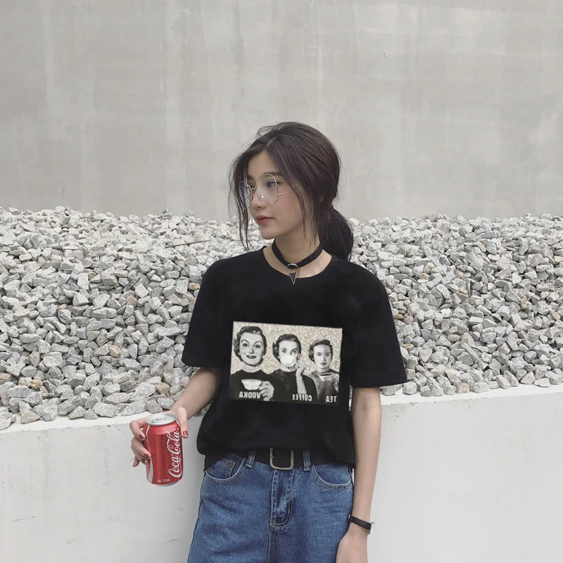 

Female t shirt Smiley Marilyn Monroe Sketch Retro Print Elements Customizable Stranger T-Shirt Korea S-2XL Size unif