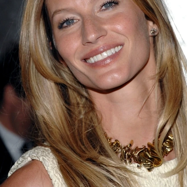 Gisele Bundchen In Attendance For The 5Th Important Dinner For Women Photo Print (16 x 20)