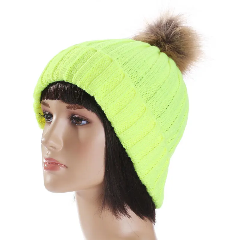 Модные вязаные шапочки, маленький помпон из искуственного меха, помпоны, шапки, зимняя женская шапка, неоновый желтый светло-фиолетовый красный ярко-розовый бежевый синий