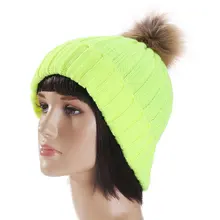 Модные вязаные шапочки, маленький помпон из искуственного меха, помпоны, шапки, зимняя женская шапка, неоновый желтый светло-фиолетовый красный ярко-розовый бежевый синий