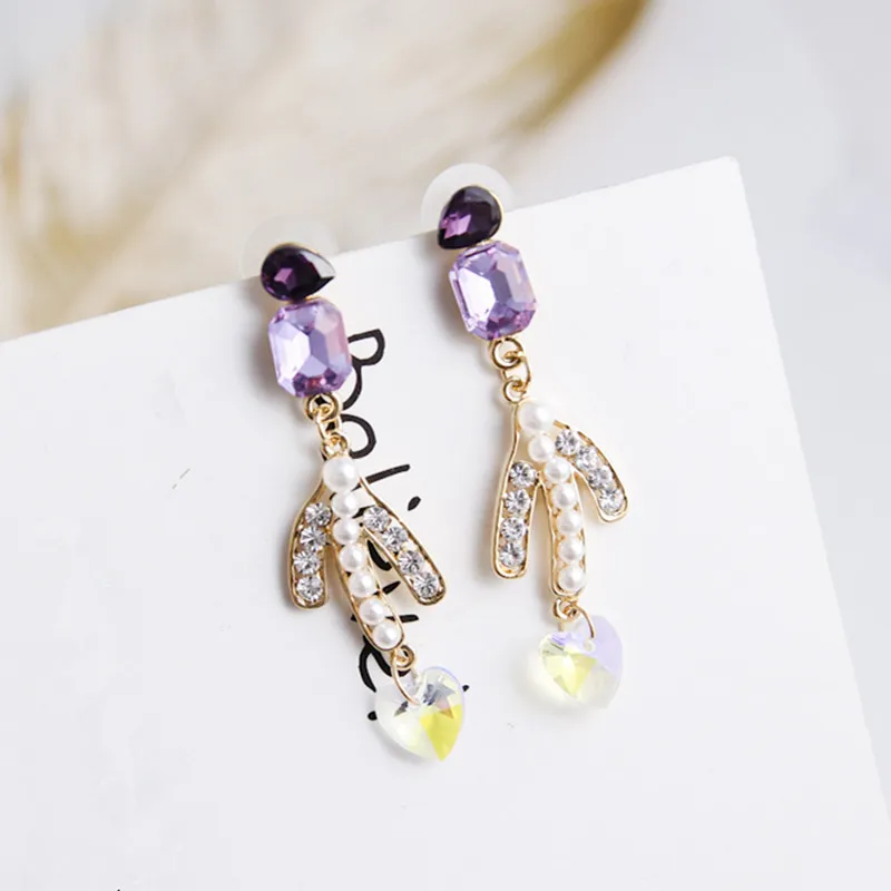 

Fashion Creative Rhinestone Pearl Claw Shape Drop Earrings Cute Crystal Pendant New Design Jewelry Brincos For Women EC679