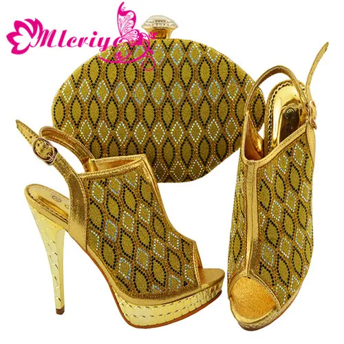 Свадебный итальянский комплект из туфель и сумочки в африканском стиле, украшенный стразами, итальянский комплект из туфель и сумочки босоножки на высоком каблуке с открытым носком - Цвет: Золотой