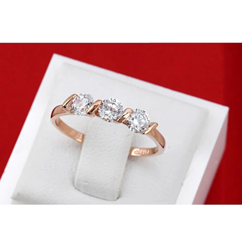 

Zircon Inlay Simple Crystal Fashion Engagement Ring Rose Gold Silver Lady Elegant Jewelry Ring