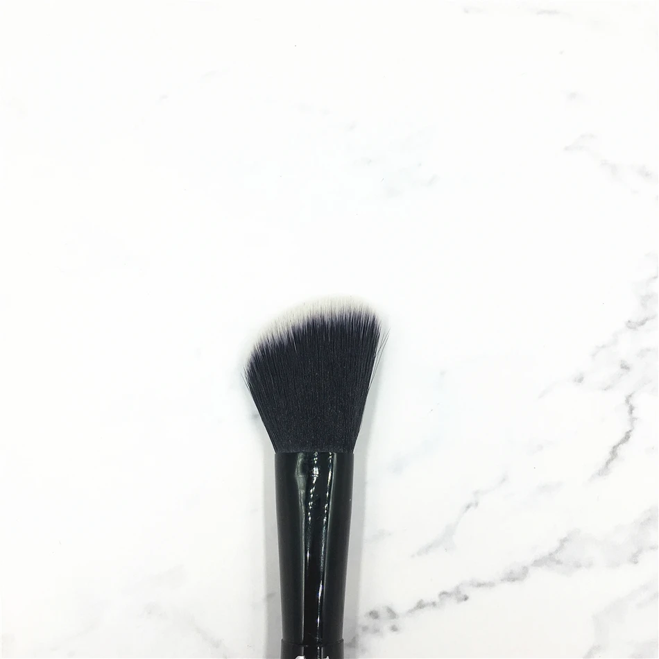 kvd d b01