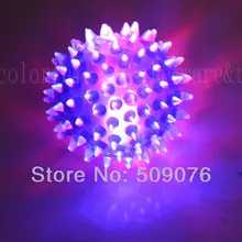 2 шт./партия 5,5 см резиновый светодиод мигающий мяч светящиеся шиповатые мячики для снятия стресса сенсорный светодиодный мигающий Массаж прыгающие игрушки