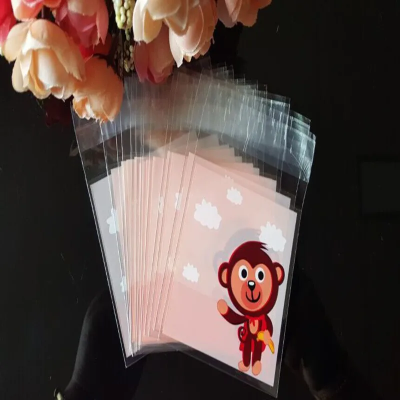 

50PCS / lot lovely cartoon monkey cookie packaging bags self-adhesive plastic bags for biscuits candy snack party Supplies