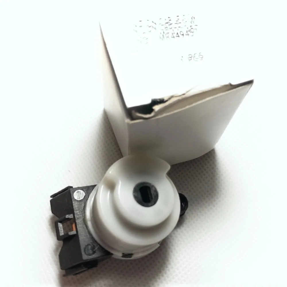 Переключатель запуска двигателя для Mitsubishi PAJERO/MONTERO AIRTREK/OUTLANDER LANCER COLT GRANDIS TOWN BOX