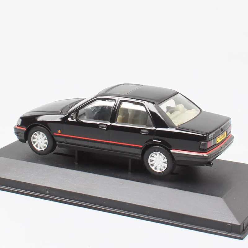 Детская 1:43 модель машинки маленький Ford Sierra Sapphire GLS литая под давлением машина Авто моторная Игрушечная копия Corgi Vanguard V09901