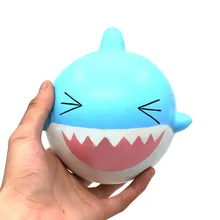 Сжимаемые игрушки мягкое мультяшное восхитительное голубое счастливое Акула мягкое ленивое медленно поднимающееся фрукты ароматизированные декомпрессионные подарки Детские игрушки L0705