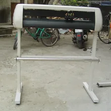 Низкая цена режущий плоттер 1350 мм, 1200 мм Самая низкая цена Резка Цвет виниловые Наклейки компьютер режущий плоттер машины