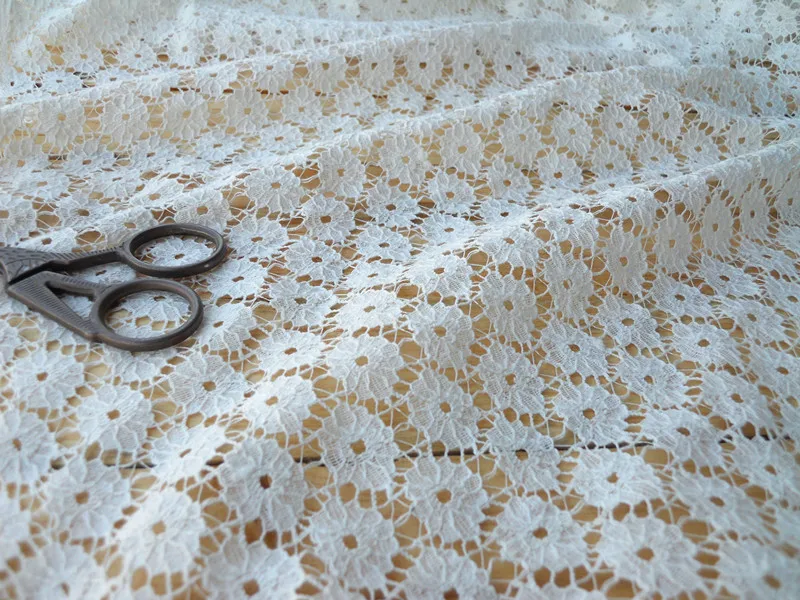 

Free Shipping Beautiful Milk white lace fabrics clothes curtain Household lace cloth fabric 140cm DIY clothing accessories