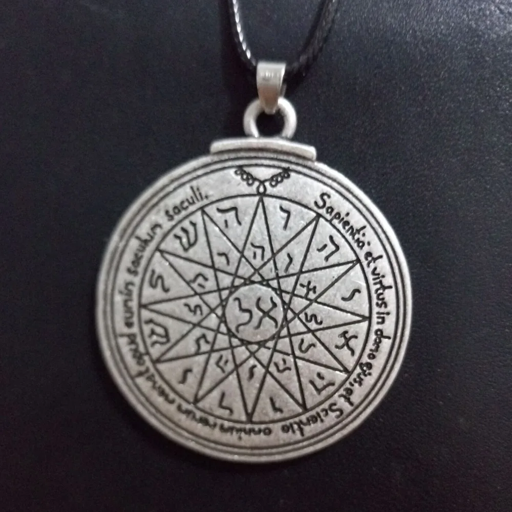 Amule Pagan Wicca Pendants Powerful Sun Talisman Key of Solomon Seal Religeous Pendant Seventh Pentacle of Saturn Necklace (5)
