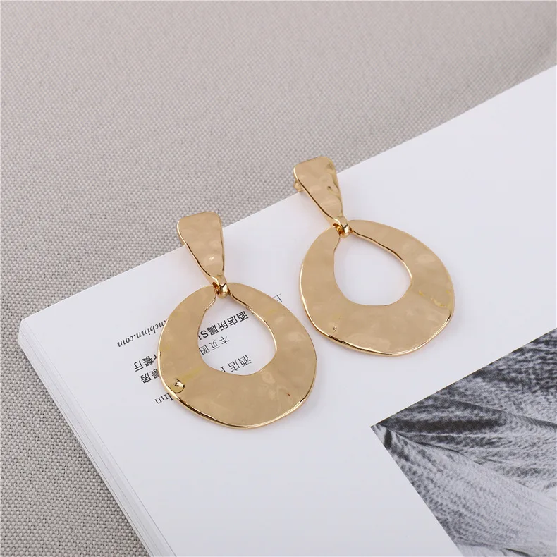 Legenstar новые модные серьги Чеканные для женщин золотого цвета Meatal Jewelry сплав в виде колец геометрической формы массивные серьги - Окраска металла: gold color 2