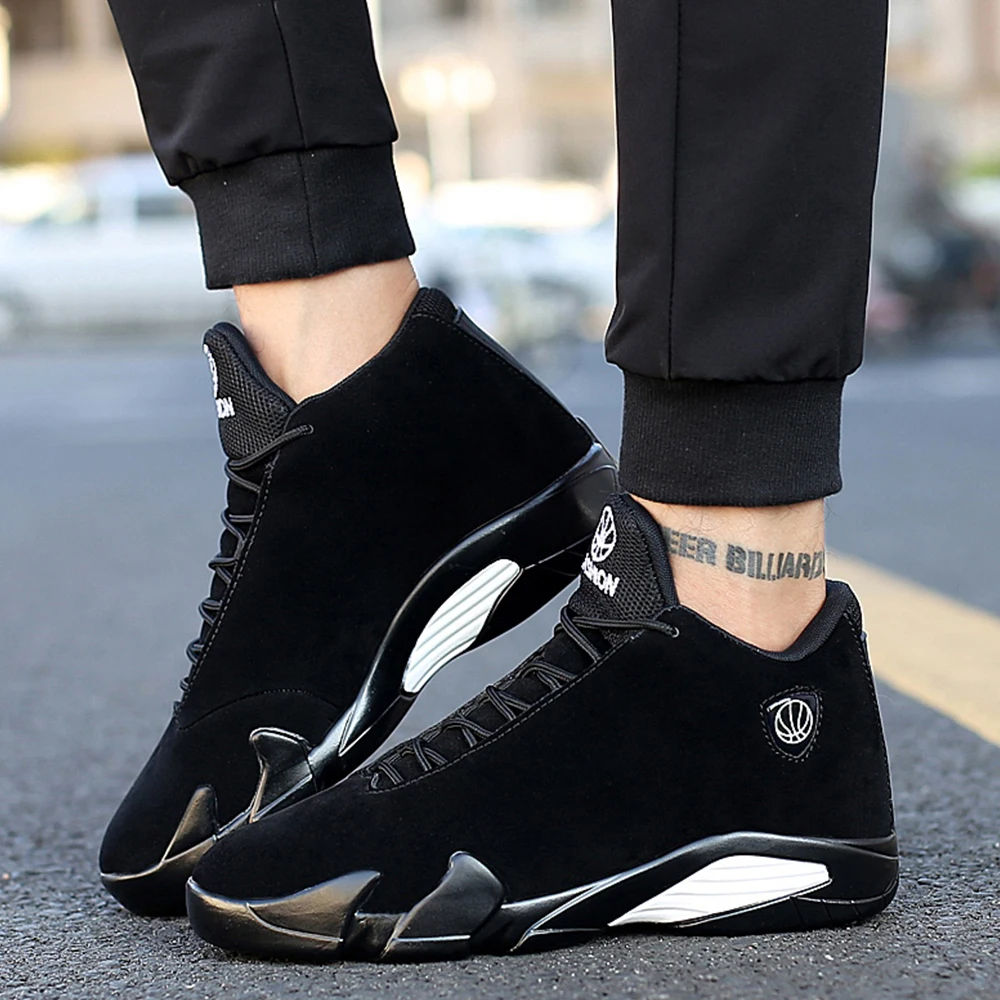 2018 más nuevos hombres zapatos de Baloncesto de aire suela exterior Zapatillas de deporte Atlético caliente negro gris Mans Zapatillas Baloncesto