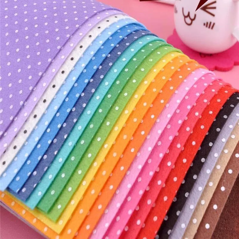 

Mixed 20 Colors 1mm Thick 14x14cm 100% Polyester Polka Dot Printed Nonwoven Felt Fabric Handmade Fabric Nonwoven DIY mate
