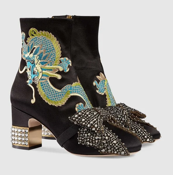 Женские атласные шелковые ботильоны из натуральной кожи обувь с украшением в