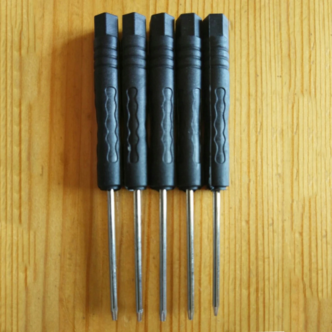 

T2 T3 T4 T5 T6 Precision Torx Screwdriver 5pcs Set Repair Mobile Phones Hand Tool Multi functional Black Mini Screwdriver